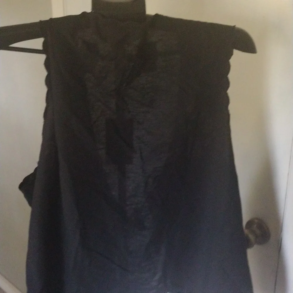 Universal Thread Black Vest size 2X - Picture 2 of 7